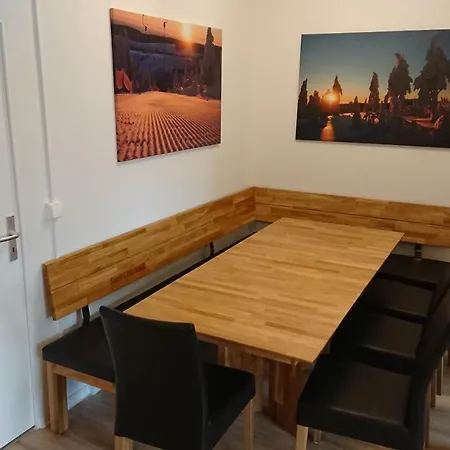 Korn Ferienwohnung Mit 3 Schlafzimmern Apartment